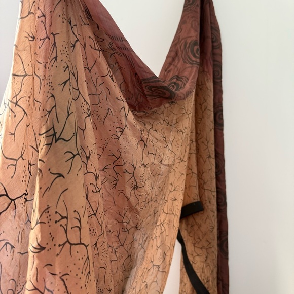 Vintage 1980s - 1990s brown & black patterned large silk sarong wrap scarf - Picture 6 of 6